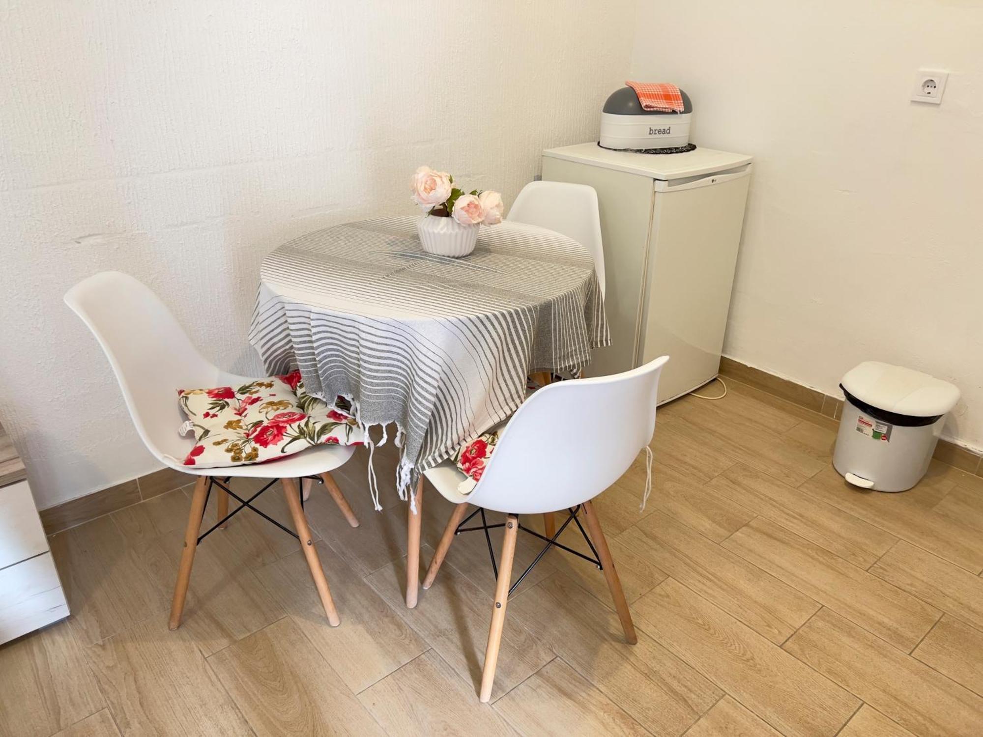 Casa Apartments, One-Bedroom Apartment Будва Экстерьер фото
