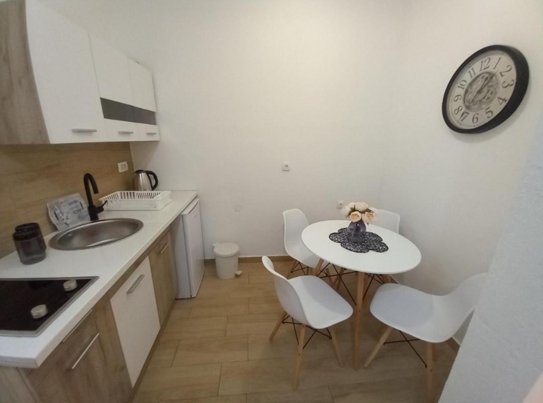Casa Apartments, One-Bedroom Apartment Будва Экстерьер фото