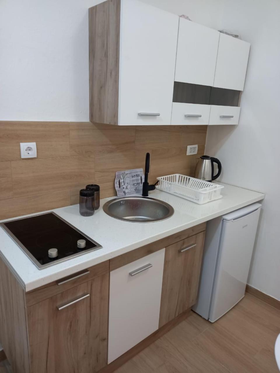 Casa Apartments, One-Bedroom Apartment Будва Экстерьер фото